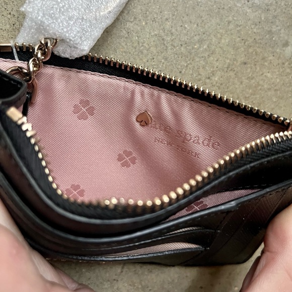 NWT Kate Spade wristlet billfold wallet clutch wristlet black saffiano leatber - Picture 7 of 10